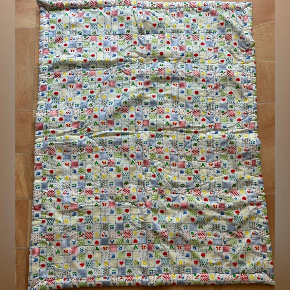 Vintage Baby White Pastel Animal Teddy Bears Patchwork Design Quilt